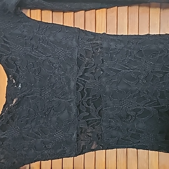 Black Long Lace Jump Dress - Picture 5 of 10